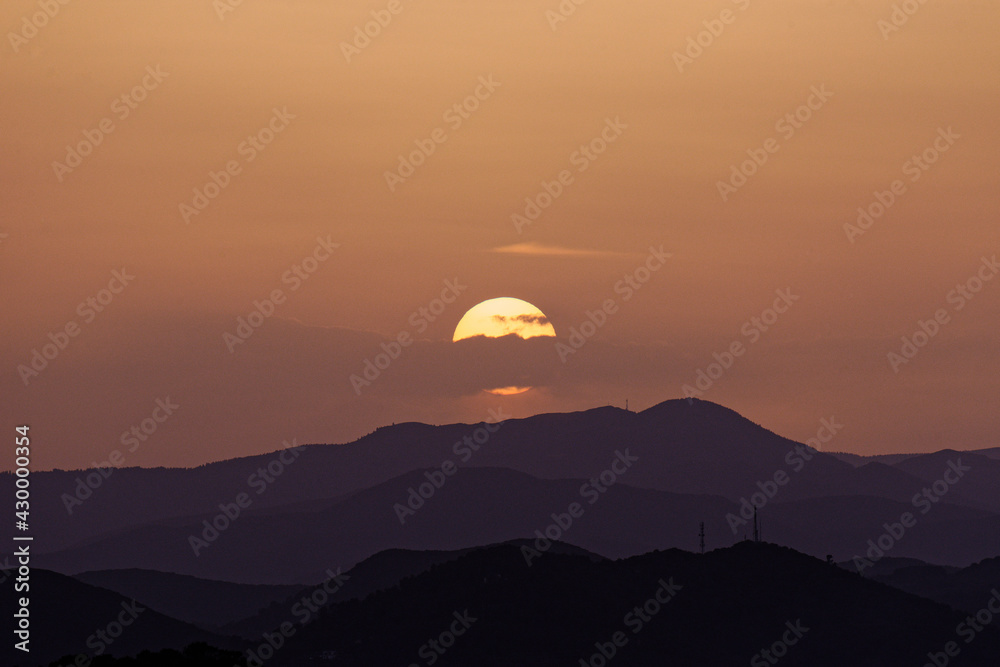 coucher de soleil sur Alès et les Cévennes coucher de soleil sur Alès et les Cévennes