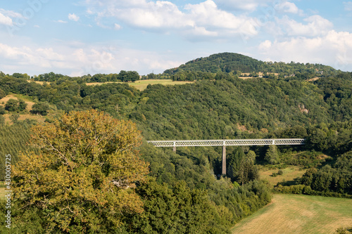 Viaduc sur le Mars à Pradel (Cantal)