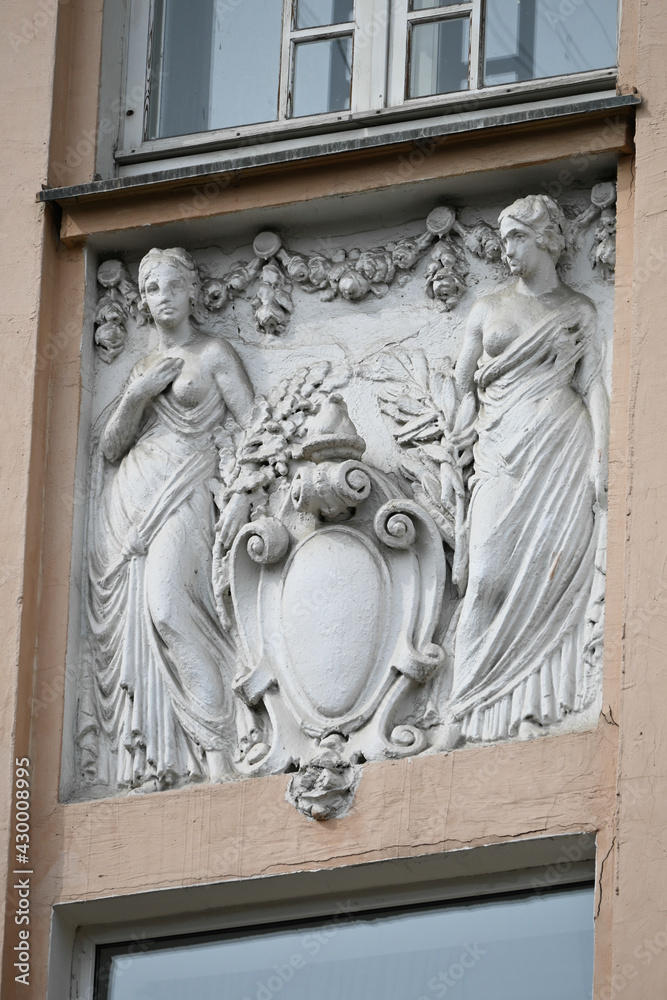 Fototapeta premium Decorative elements of the facade.