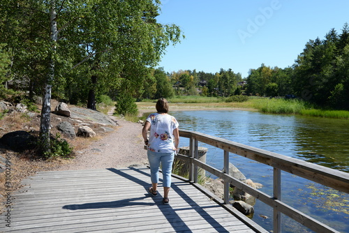 Photography Frau an der Küste zwischen Nyköping, und Stockholm, Schweden