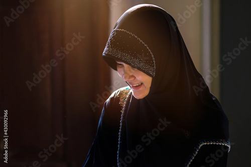 Canvas Print Muslim woman