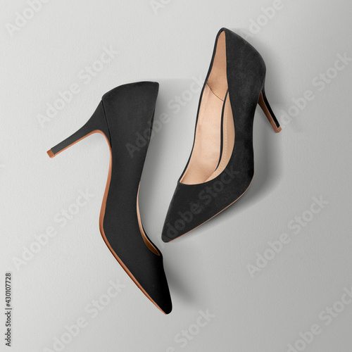 High heels in black velvet