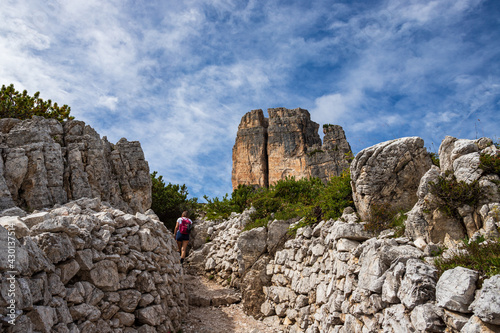 Cinque torri, Dolomiti ampezzane photo