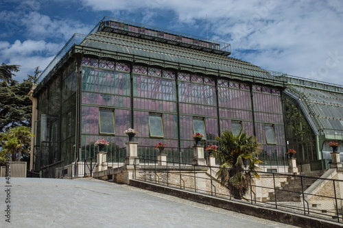 Canvas Print botanical garden building in paris