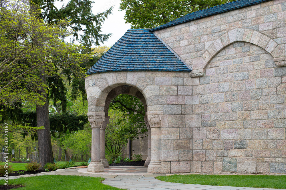Fototapeta premium arch of a stone castle old travel history
