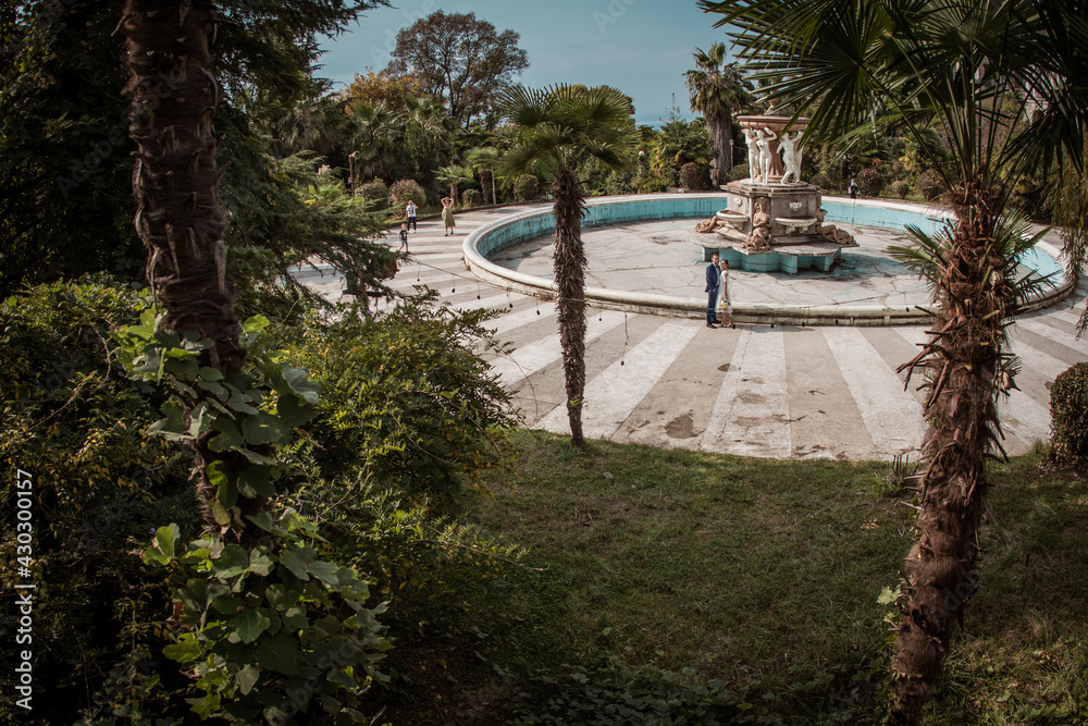 Fototapeta premium fountain in the park