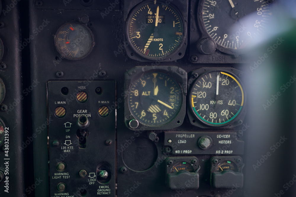 Fototapeta premium Close up of old vintage airplane cockpit Flight Deck control panel