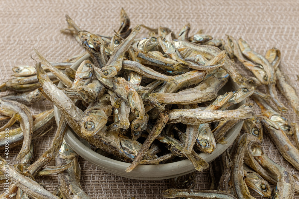 Dried fragrant small fish anchovies Dried fragrant small fish anchovies