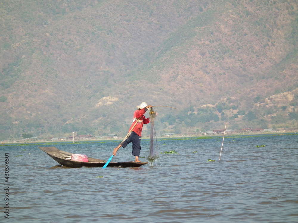Naklejka premium lac inlé Birmanie