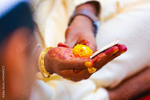 Photography Indian wedding ceremony photography : bridal and groom hand and wedding processe