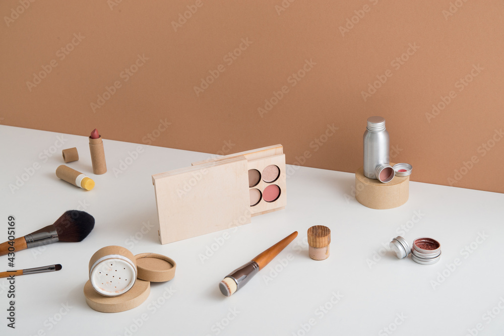 zero waste make up set in minimalistic style on pastel background - obrazy, fototapety, plakaty 