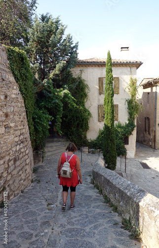 Altstadt von Le Barroux, Provence photo