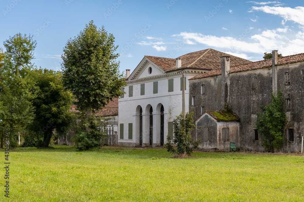 Villa Zeno near Cessalto, UNESCO site, Veneto region, Northern Italy. The most easterly villa designed by Italian Renaissance architect Andrea Palladio. Villa Zeno near Cessalto, UNESCO site, Veneto region, Northern Italy. The most easterly villa designed by Italian Renaissance architect Andrea Palladio.