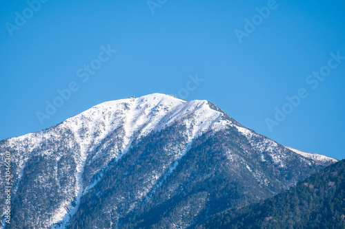 春の木曽駒ケ岳