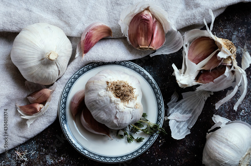 garlic in the kitchen art arrangement