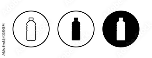 Bottle icons set. Bottle icon in trendy flat design