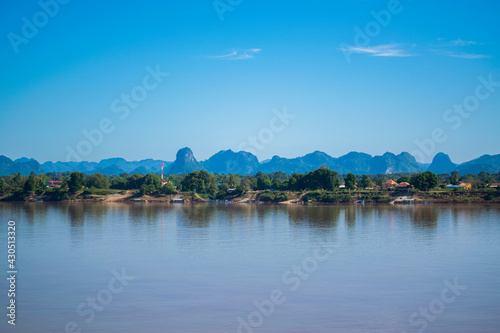 landscape with mekong river © Tharin