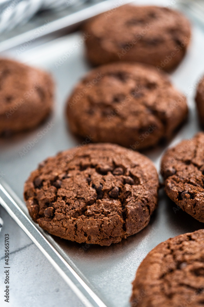 Double chocolate chip cookies Double chocolate chip cookies