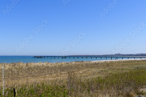 Blick auf die Seebr  cke in Boltenhagen