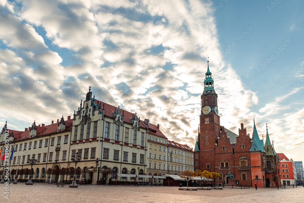 Fototapeta premium morning view of the sights of the city of wroclaw in poland