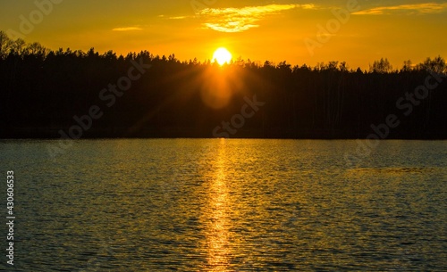 Obraz na płótnie Sunset on the Water w salonie