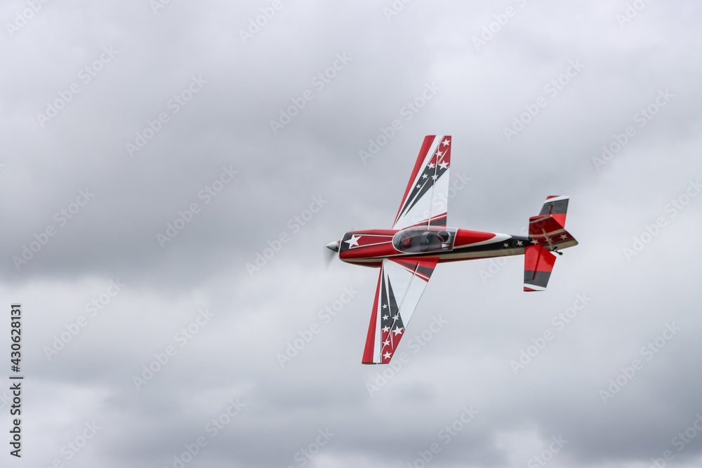 Fototapeta premium airplane in flight