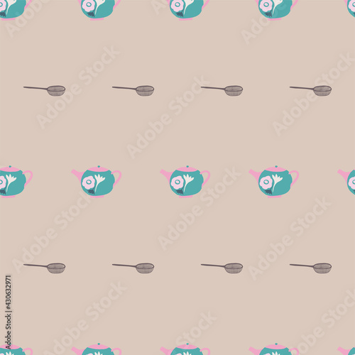 Spaced teapot and tea strainer stripe pattern