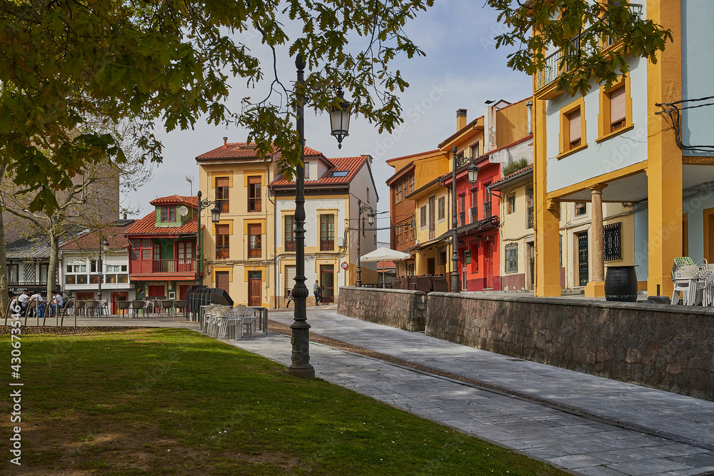 Fototapeta premium Plaza del Carbayéu (Carbayedo) in Avilés, Asturias (Asturies)