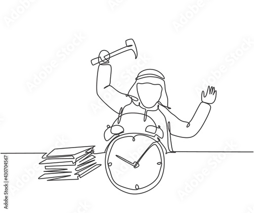Single one line drawing of young stressful Arabian businessman hit the alarm clock with hammer. Business challenge metaphor concept. Modern continuous line draw design graphic vector illustration.