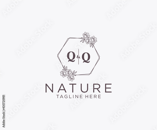 initial QQ letters floral frames. Botanical feminine editable premade monoline unique decoration for greeting card, wedding invitation.