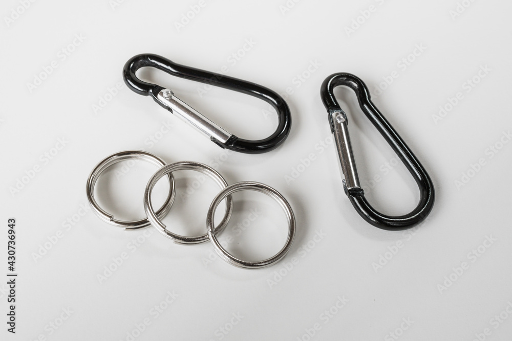 キーリングとカラビナ