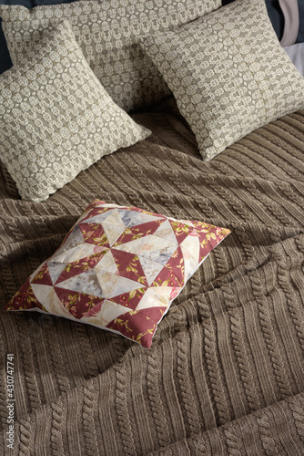 pillows on the bed, textile © Serhii Savchenko