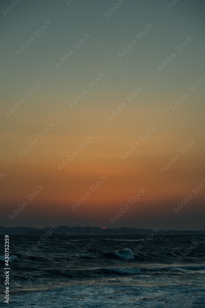 富津岬、夕焼けと構造物 富津岬、夕焼けと構造物