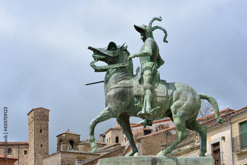 Fototapeta premium April 2, 2021 in Trujillo, Spain. Statue of Francisco Pizarro on horseback in the main square of Trujillo