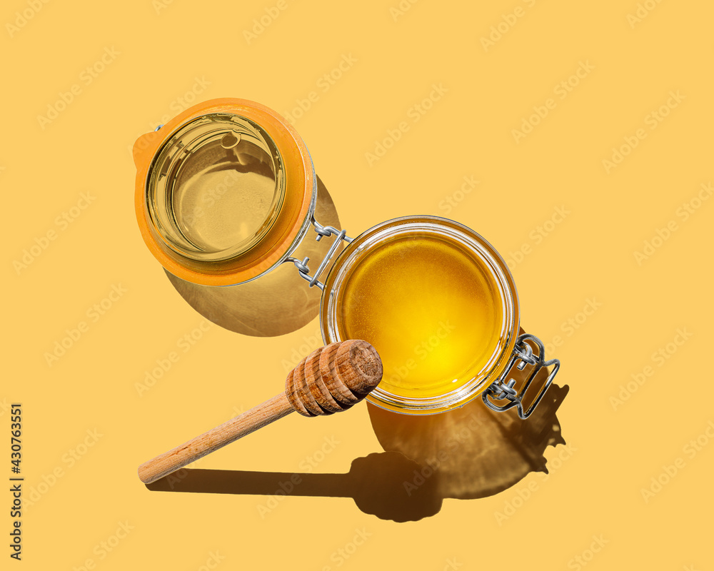 pattern background with isolated honey and honey dipper