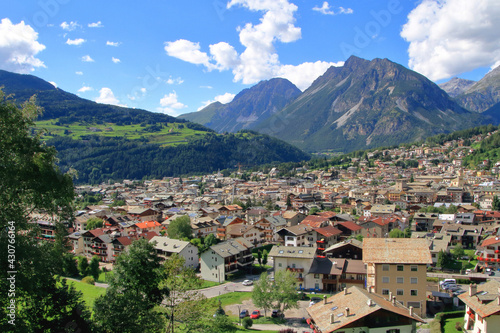 BORGO DI BORMIO, BORMIO VILLAGE