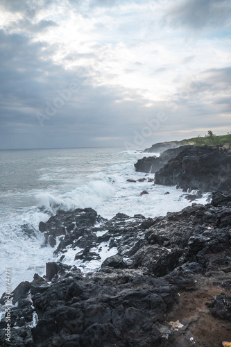 sea and rocks