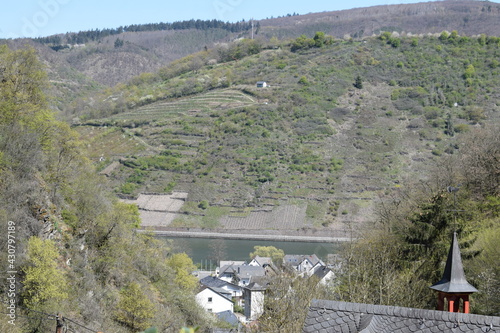 Blick ins Moseltal bei Kattenes photo