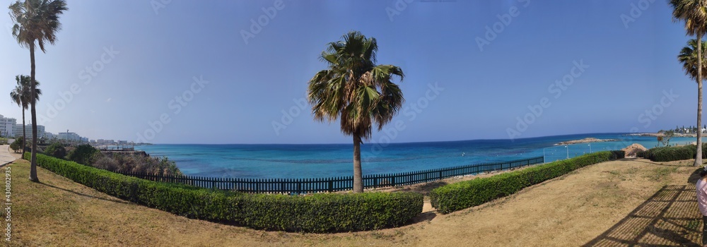 Obraz premium panorama of fig tree bay on a sunny day. Protaras. Cyprus. April 2021