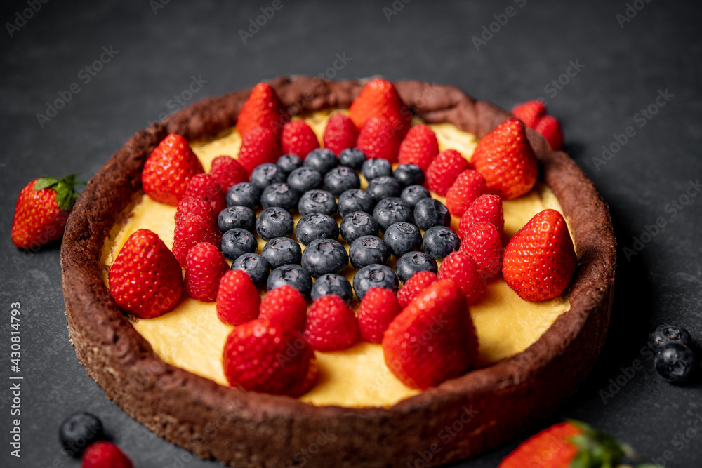 baked vegan cheesecake with berries baked vegan cheesecake with berries