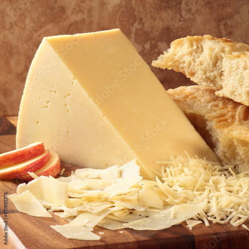 Cheese images for the food industry.