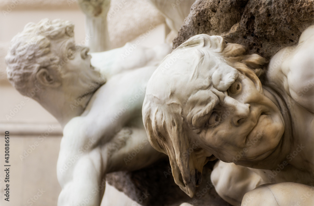 Naklejka premium fountain figures