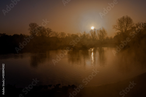 Sonnenaufgang am Neckar