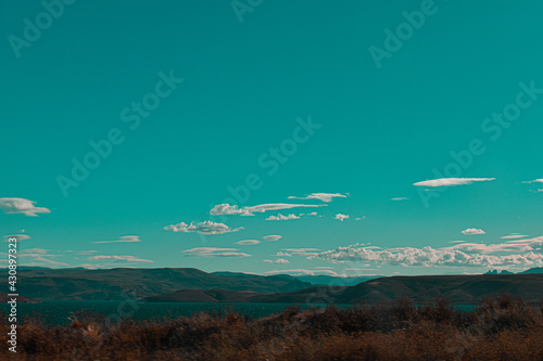 paisajes del lago nahuel huapi en la patagonia argentina