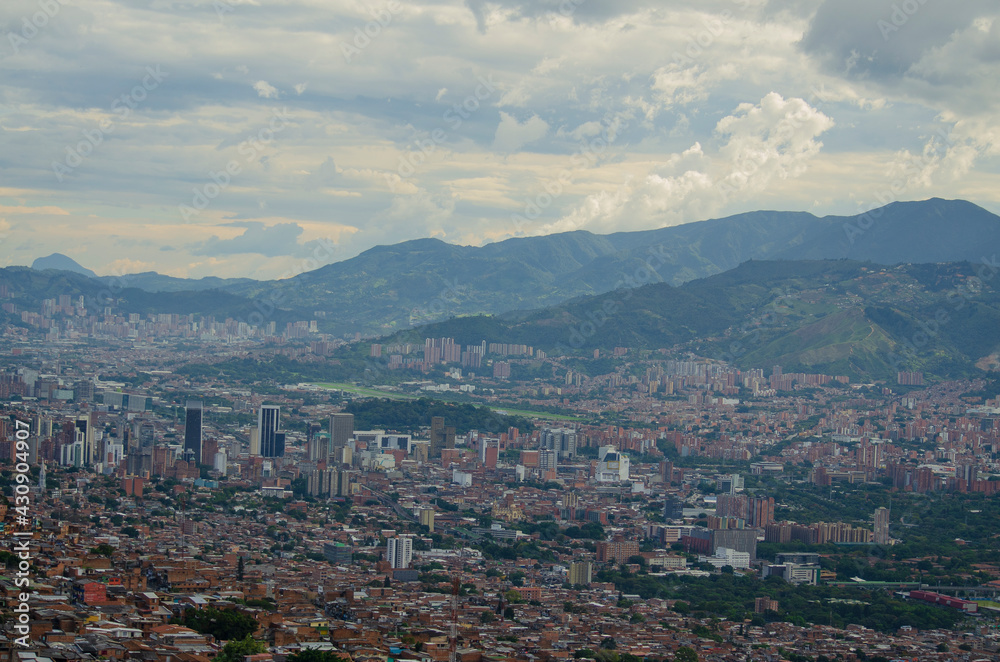 Medellín,  ciudad de la eterna primavera