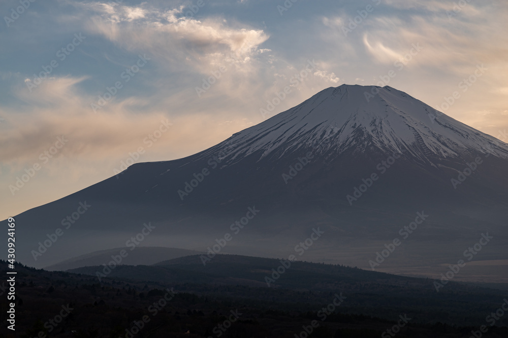 夕方の富士山　山中湖パノラマ台