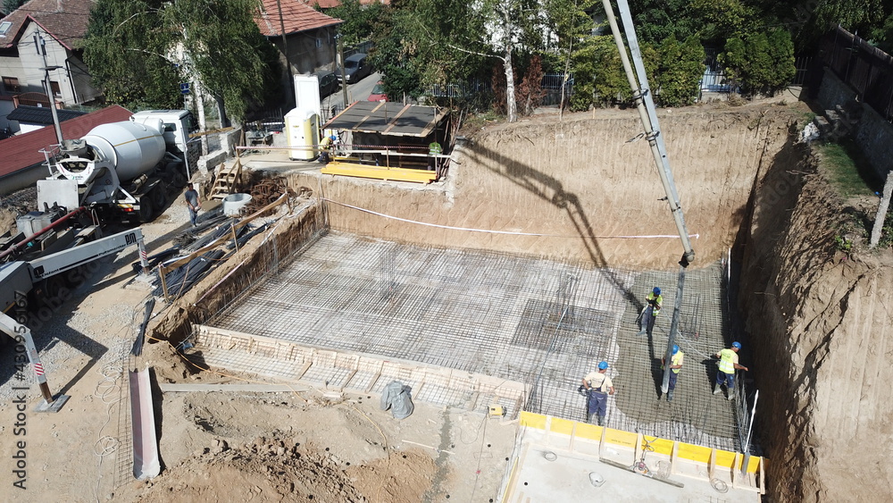 Fototapeta premium Aerial view of a building in a construction