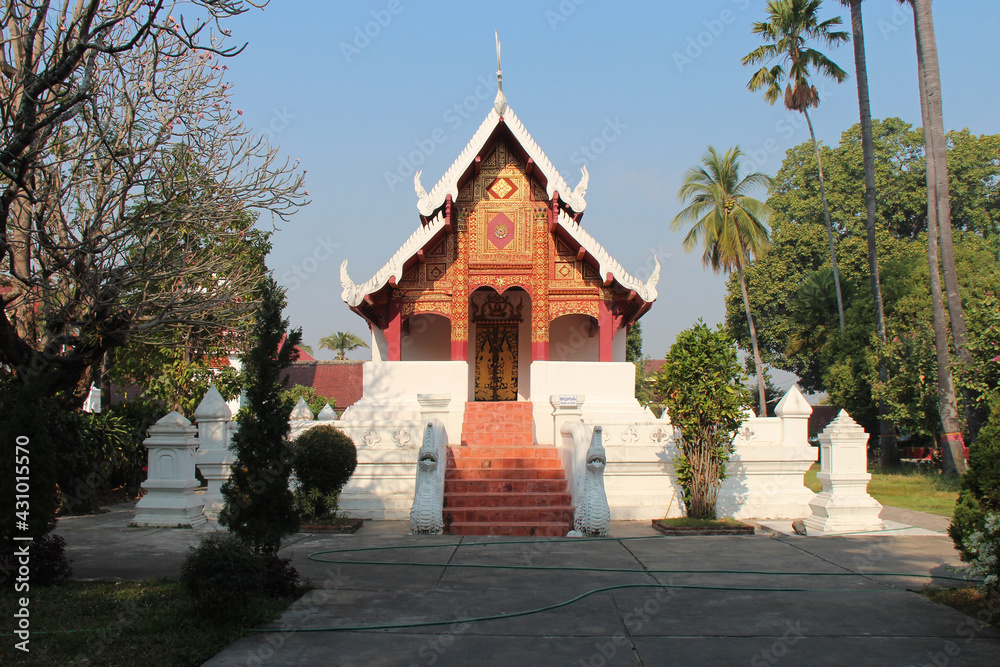 buddhist temple (wat phra kaew don tao) in lampang (thailand) 