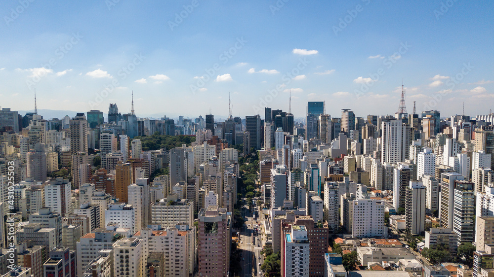 Panorama da Avenida Nove de Julho e Paulista. Cidade de São Paulo, SP - Brasil.