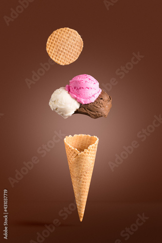 cono gelato artigianale - foto mockup photo